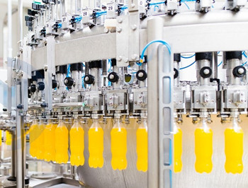 灌裝機在果汁飲料行業(yè)中的應用